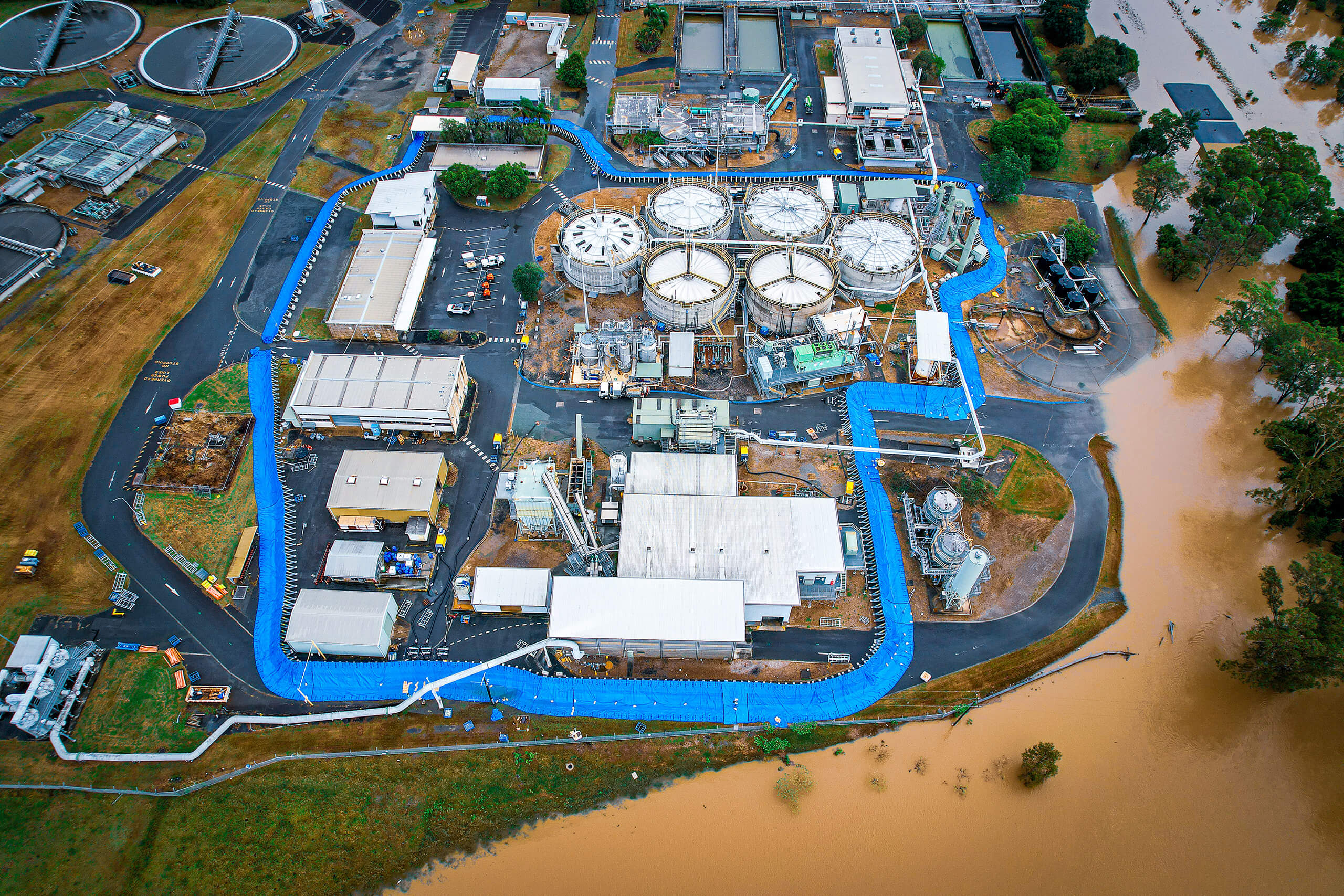 urban-utilities-oxley-creek-geodesign-flood-barrier-brisbane